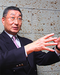 スエヒロ商事株式会社 代表取締役社長 上嶋棟一郎さん スエヒロ商事株式会社 代表取締役社長 上嶋棟一郎さん