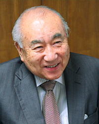 西川産業株式会社 代表取締役会長 西川甚五郎さん 西川産業株式会社 代表取締役会長 西川甚五郎さん