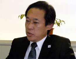 病院経営本部長　川澄俊文氏