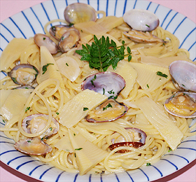 たけのこ入りボンゴレ木の芽風味 たけのこ入りボンゴレ木の芽風味