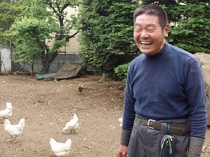 上祖師谷で養鶏を行なう吉岡さん