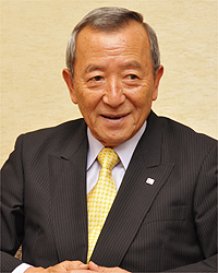 江東区長 山﨑 孝明さん 江東区長 山﨑 孝明さん