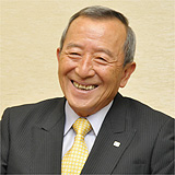 江東区長　山﨑　孝明さん