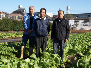 東久留米市内で江戸東京野菜に取り組むメンバー