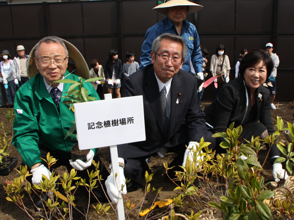 いのちの森植樹祭での高野区長