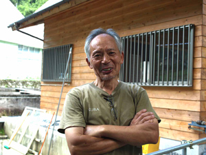 牧野さん宅の養魚場