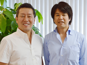 左がデジタルワン株式会社の中谷泰志代表取締役社長、右が株塾を主催する田中達也さん