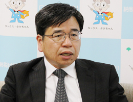 東京都主税局長　影山　竹夫氏氏