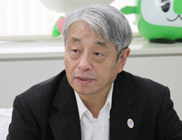 交通局長　新田　洋平氏氏