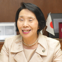 三鷹市長　清原慶子さんさん