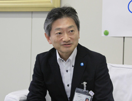 交通局長　山手　斉氏氏