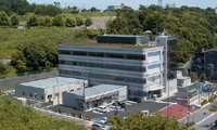 多摩市の山王下庁舎。多摩サービスステーション、給水管理事務所などがある。