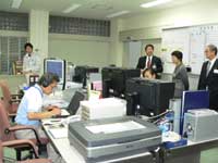 印刷業務にたずさわる従業員