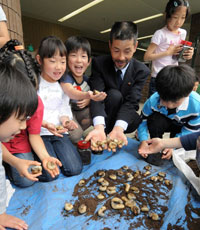 内田さんと子どもたち